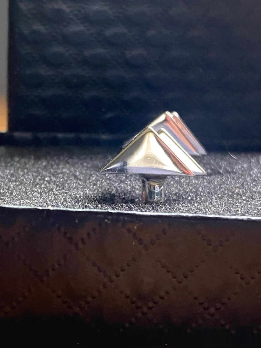 Vintage Hickok Men's Minimalist Silver-Tone Triagle Cufflinks 1950s-60s